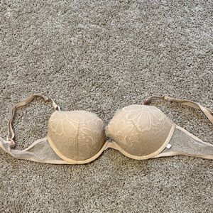 Victoria’s Secret Push Up Elegant Lace Beige Bra